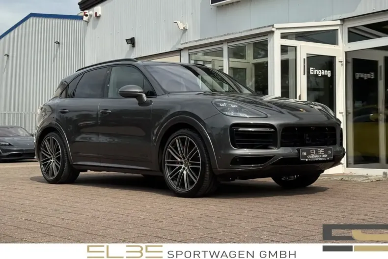 Porsche Cayenne din 2022 cu 73.447 km - oferta POR118643 - foto 1