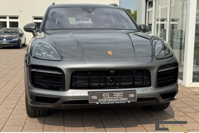 Porsche Cayenne din 2022 cu 73.447 km - oferta POR118643 - foto 2
