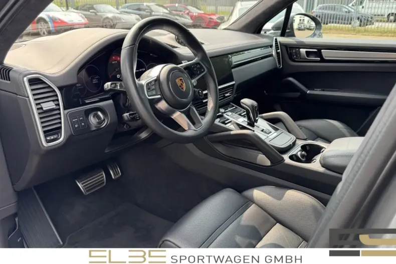 Porsche Cayenne din 2022 cu 73.447 km - oferta POR118643 - foto 9