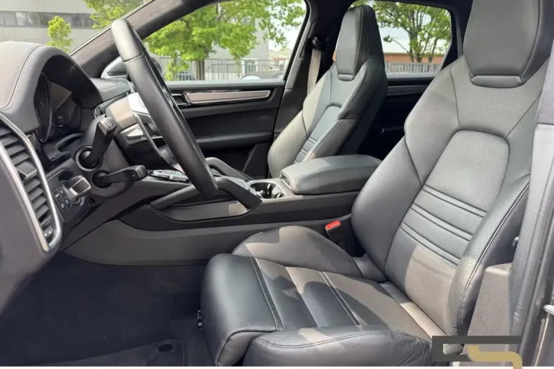 Porsche Cayenne din 2022 cu 73.447 km - oferta POR118643 - foto 11