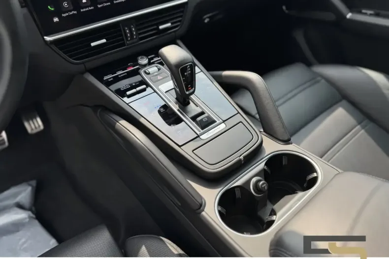 Porsche Cayenne din 2022 cu 73.447 km - oferta POR118643 - foto 14