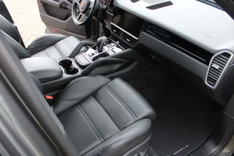 Porsche Cayenne din 2022 cu 81.700 km - oferta POR118646 - foto 11