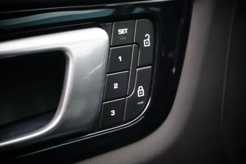 Porsche Cayenne din 2021 cu 89.500 km - oferta POR118648 - foto 9