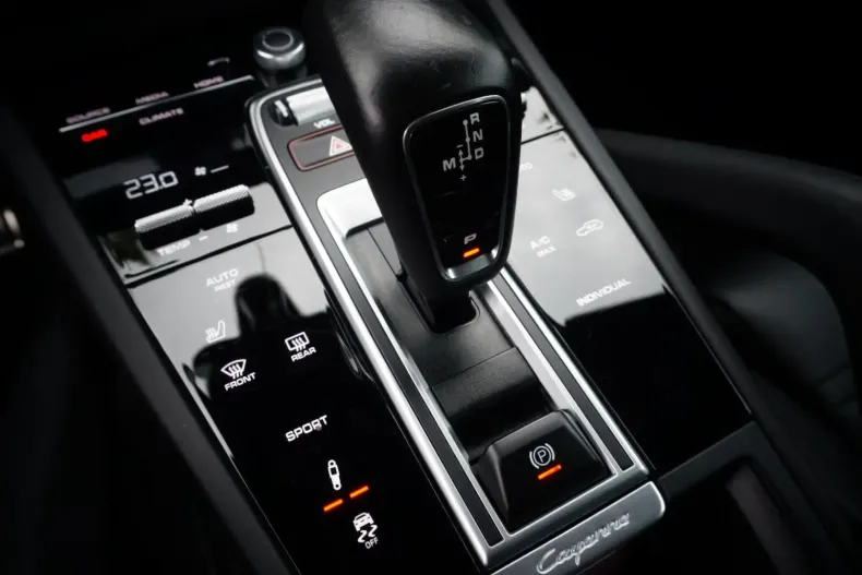 Porsche Cayenne din 2021 cu 89.500 km - oferta POR118648 - foto 16