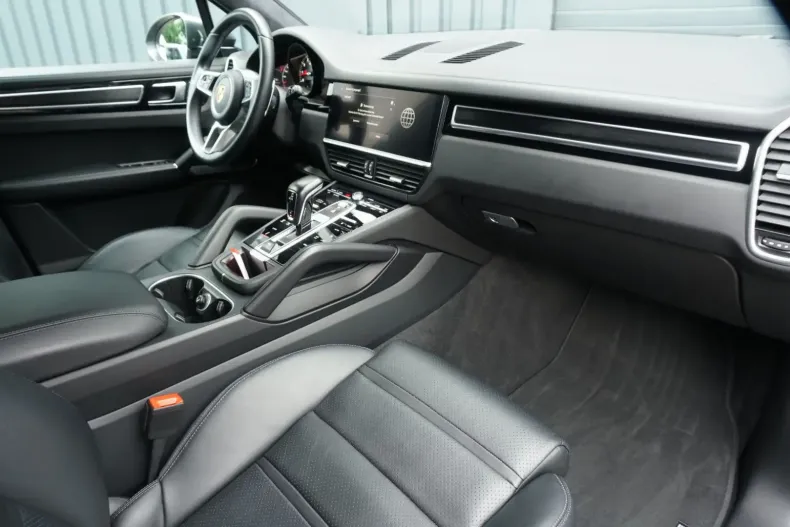 Porsche Cayenne din 2021 cu 89.500 km - oferta POR118648 - foto 17