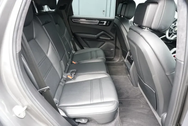 Porsche Cayenne din 2021 cu 89.500 km - oferta POR118648 - foto 20