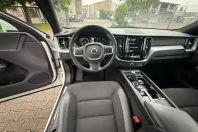 Volvo XC60 din 2020 cu 97.300 km - oferta VOL118649 - foto 14