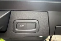 Volvo XC60 din 2020 cu 97.300 km - oferta VOL118649 - foto 16