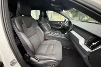 Volvo XC60 din 2020 cu 97.300 km - oferta VOL118649 - foto 19