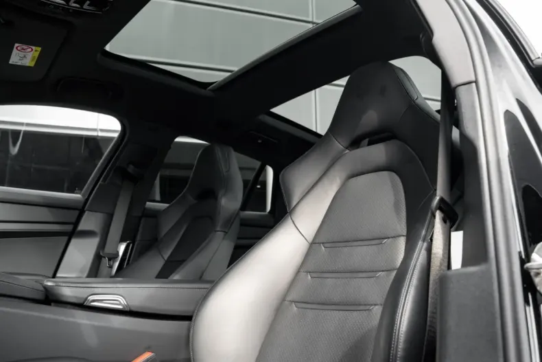 Porsche Panamera din 2023 cu 36.350 km - oferta POR118650 - foto 9