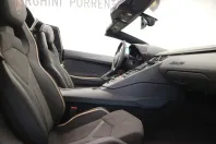 Lamborghini Aventador din 2022 cu 1.963 km - oferta LAM118657 - foto 6