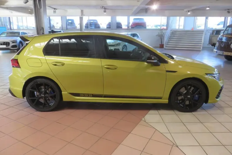 Volkswagen Golf din 2024 cu 7.042 km - oferta VOL118661 - foto 3