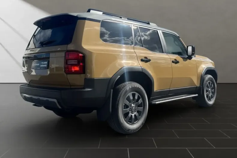 Toyota Land Cruiser din 2024 cu 15 km - oferta TOY118662 - foto 4