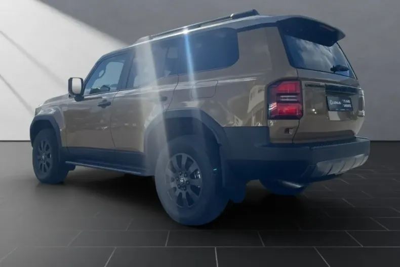 Toyota Land Cruiser din 2024 cu 15 km - oferta TOY118662 - foto 8