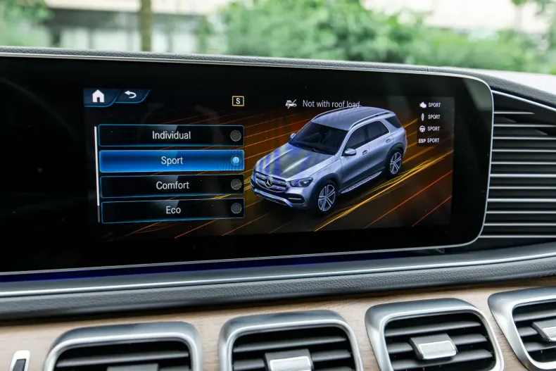 Mercedes-Benz GLE 580 din 2020 cu 68.500 km - oferta MER118664 - foto 15