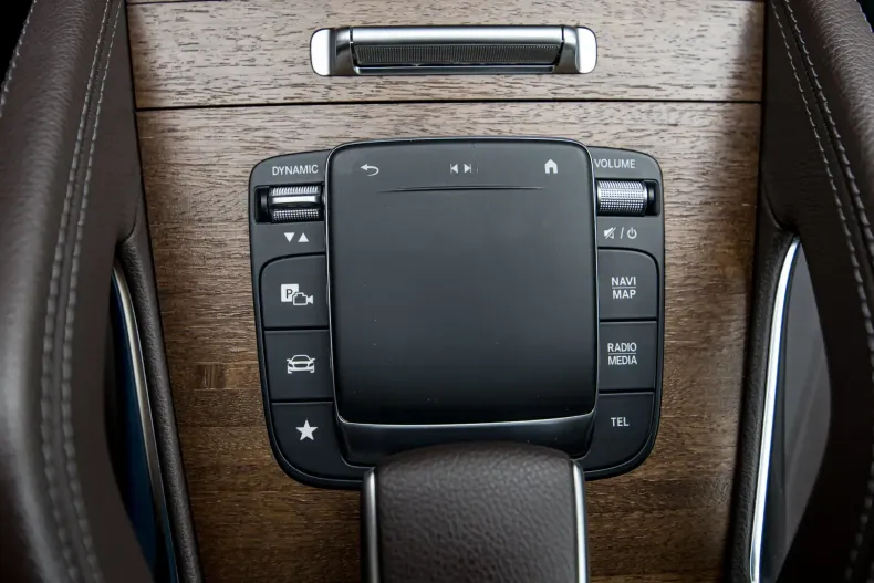 Mercedes-Benz GLE 580 din 2020 cu 68.500 km - oferta MER118664 - foto 38