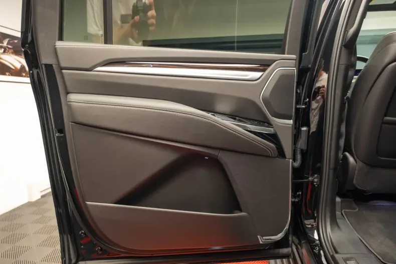 Cadillac Escalade din 2025 cu 14.000 km - oferta CAD118665 - foto 23