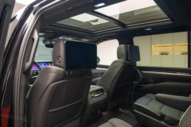 Cadillac Escalade din 2025 cu 14.000 km - oferta CAD118665 - foto 25