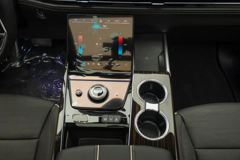 Cadillac Escalade din 2025 cu 14.000 km - oferta CAD118665 - foto 33