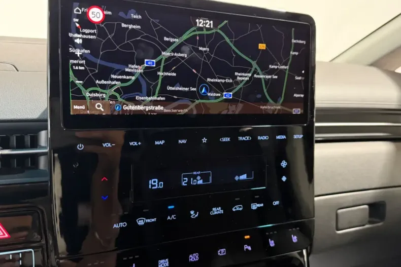 Hyundai STARIA din 2022 cu 13.311 km - oferta HYU118668 - foto 13