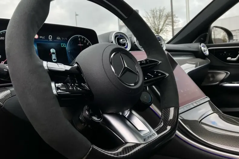 Mercedes-Benz C 63 AMG din 2024 cu 11.429 km - oferta MER118674 - foto 14