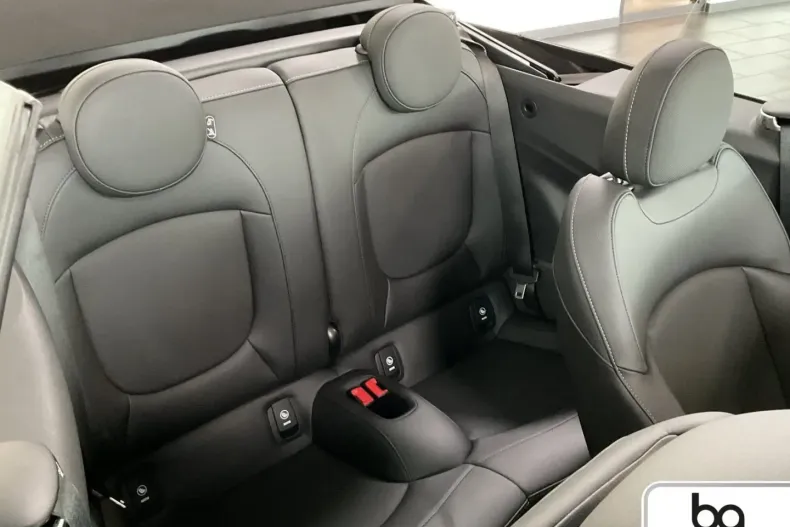 MINI John Cooper Works Cabrio din 2024 cu 5.000 km - oferta MIN118676 - foto 8