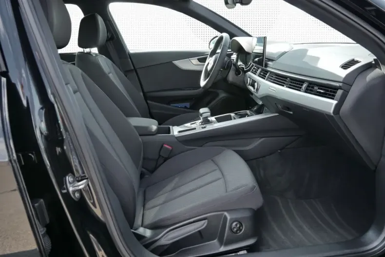 Audi A4 din 2024 cu 28.300 km - oferta AUD118678 - foto 4