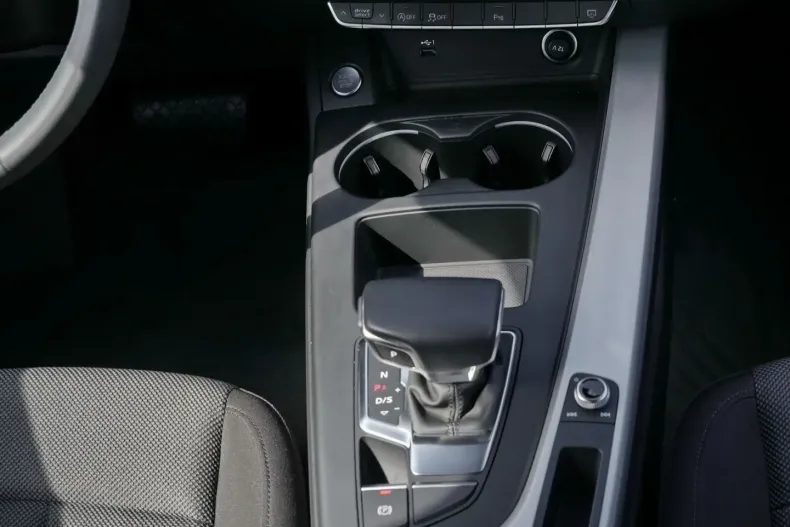 Audi A4 din 2024 cu 28.300 km - oferta AUD118678 - foto 7