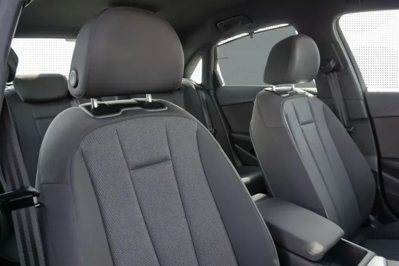 Audi A4 din 2024 cu 28.300 km - oferta AUD118678 - foto 10