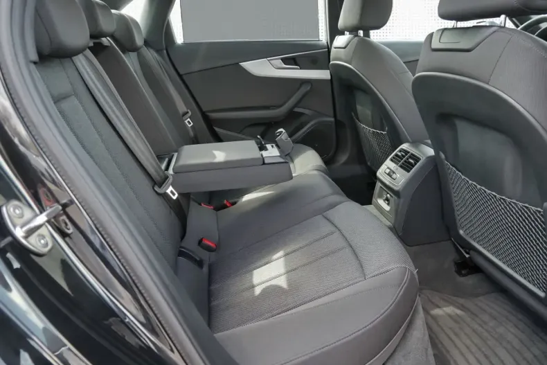 Audi A4 din 2024 cu 28.300 km - oferta AUD118678 - foto 14