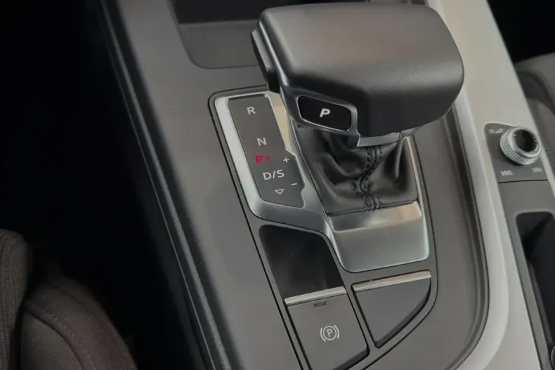 Audi A4 din 2024 cu 26.900 km - oferta AUD118679 - foto 8