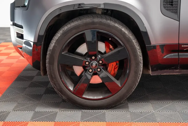 Land Rover Defender din 2021 cu 94.000 km - oferta LAN118680 - foto 6