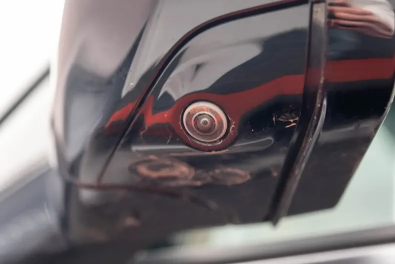 Land Rover Defender din 2021 cu 94.000 km - oferta LAN118680 - foto 7