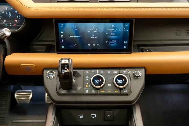 Land Rover Defender din 2021 cu 94.000 km - oferta LAN118680 - foto 24