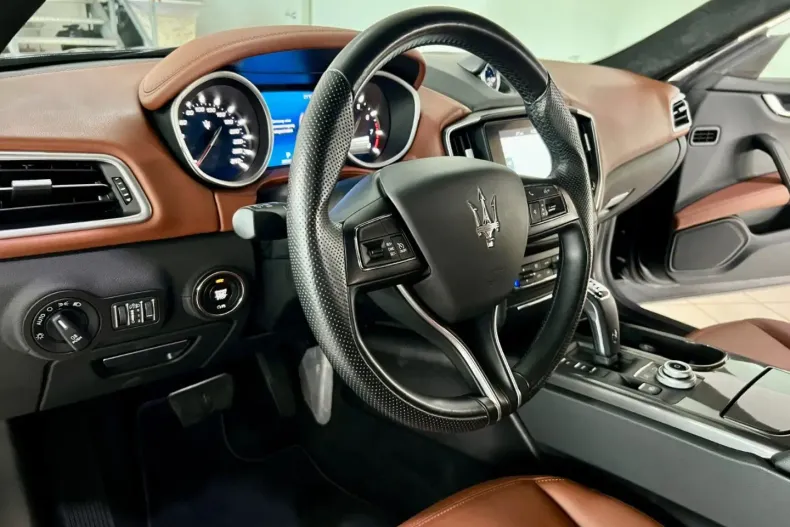 Maserati Ghibli din 2020 cu 29.700 km - oferta MAS118682 - foto 9