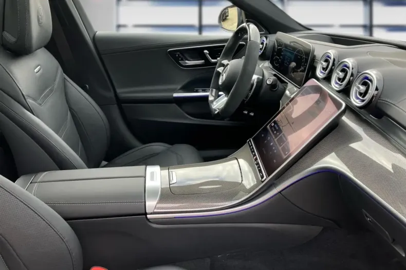 Mercedes-Benz C 63 AMG din 2024 cu 11.429 km - oferta MER118683 - foto 11