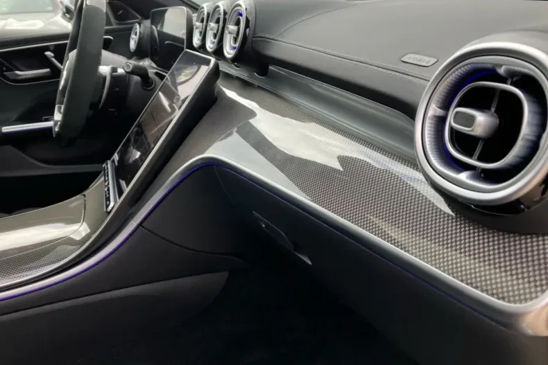 Mercedes-Benz C 63 AMG din 2024 cu 11.429 km - oferta MER118683 - foto 17