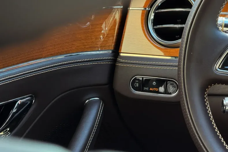 Bentley Flying Spur din 2022 cu 52.000 km - oferta BEN118690 - foto 34