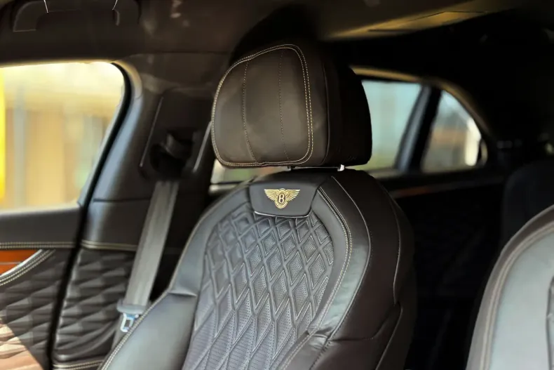 Bentley Flying Spur din 2022 cu 52.000 km - oferta BEN118690 - foto 36