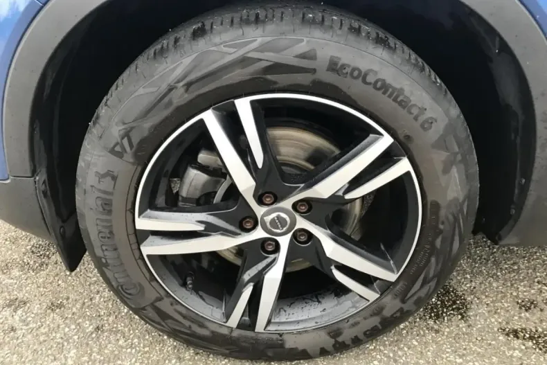 Volvo XC40 din 2020 cu 75.535 km - oferta VOL118695 - foto 10