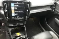 Volvo XC40 din 2020 cu 75.535 km - oferta VOL118695 - foto 11