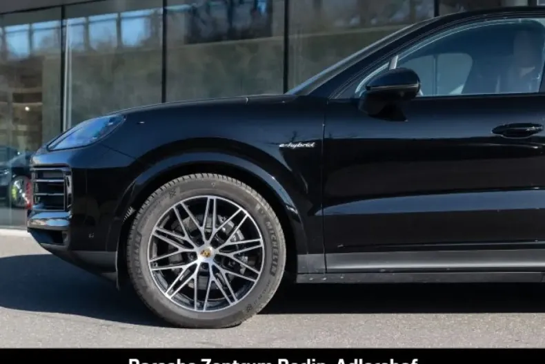 Porsche Cayenne din 2024 cu 14.586 km - oferta POR118696 - foto 12