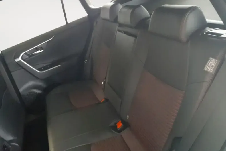 Suzuki Across din 2023 cu 11.000 km - oferta SUZ118700 - foto 19