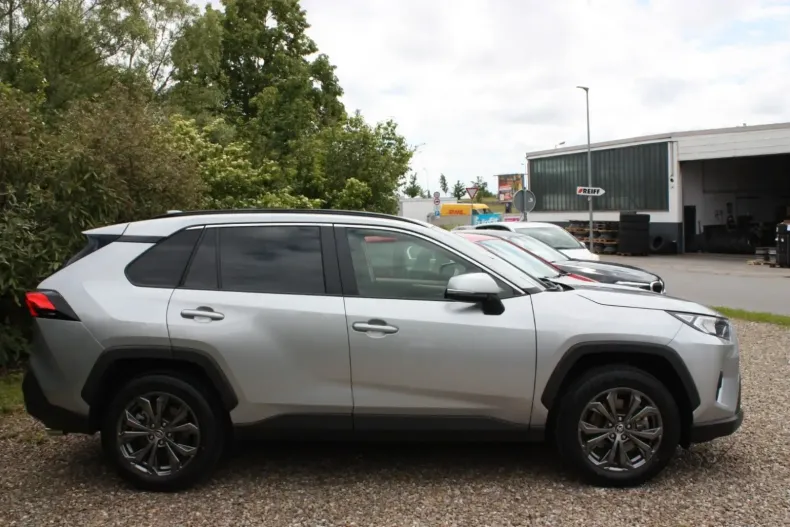 Toyota RAV4 din 2023 cu 36.800 km - oferta TOY118701 - foto 2