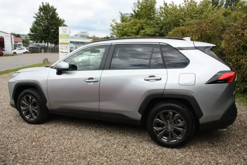 Toyota RAV4 din 2023 cu 36.800 km - oferta TOY118701 - foto 8