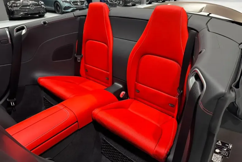 Mercedes-Benz SL 63 AMG din 2024 cu 50 km - oferta MER118705 - foto 5