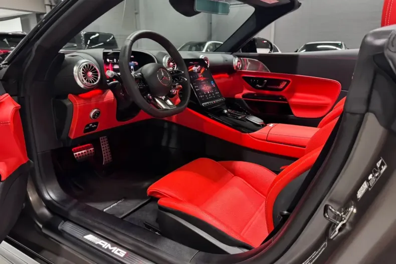 Mercedes-Benz SL 63 AMG din 2024 cu 50 km - oferta MER118705 - foto 7