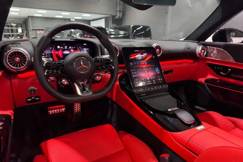 Mercedes-Benz SL 63 AMG din 2024 cu 50 km - oferta MER118705 - foto 8