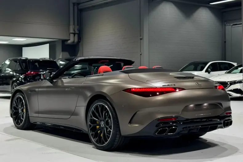 Mercedes-Benz SL 63 AMG din 2024 cu 50 km - oferta MER118705 - foto 16