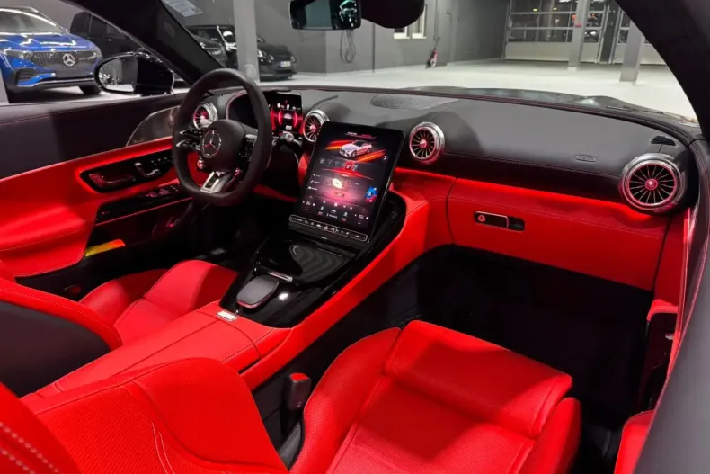 Mercedes-Benz SL 63 AMG din 2024 cu 50 km - oferta MER118705 - foto 18